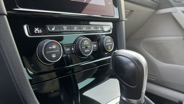 Golf 1.5 TSI HIGHLINE+VIRT+SHZ+LED+ACC+NAVI+PDC