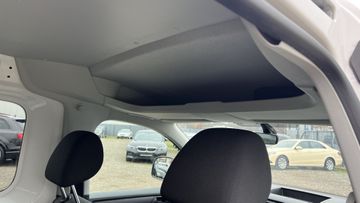 Caddy Rollstuhl Maxi Kombi BMT 2xSHZ+Navi+RampeR