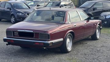XJ40 Six mit Historie-Guta. für Sammler / ohne K