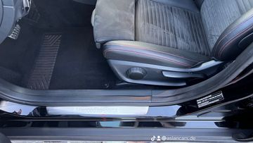 GLA 180 AMG LINE+NAV+SHZ+LED+MBGar.05/2026