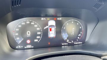 XC60 Momentum AWD+Stdhz+neueWartung Volvo Garant