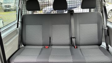 T5 Transporter 2.0 TDI #DSG#9SITZE#KLIMA+STHZ+PD