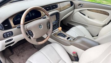 S-Type 3.0 V6 Executive #Navi#Leder#PDC#SHZ