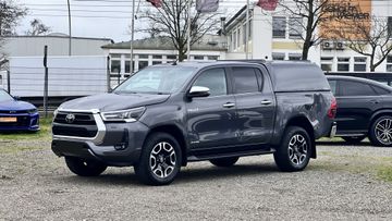 Hilux Double Cab Duty 4x4 RHD 75Miles