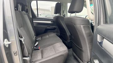 Hilux Double Cab Duty 4x4 RHD 75Miles