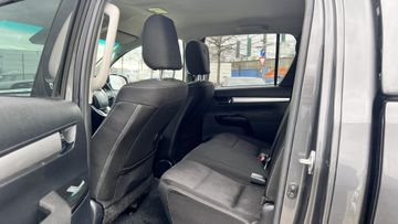 Hilux Double Cab Duty 4x4 RHD 75Miles