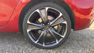 Leon e-Hybrid #ACC#Kessy#VisPlus#Ambientelicht#N