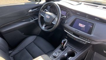 XT4 Luxury 2WD #Pano#Gek.Sitze#360Kam#Abst.Temp#