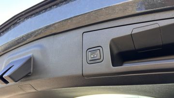 XT4 Luxury 2WD #Pano#Gek.Sitze#360Kam#Abst.Temp#